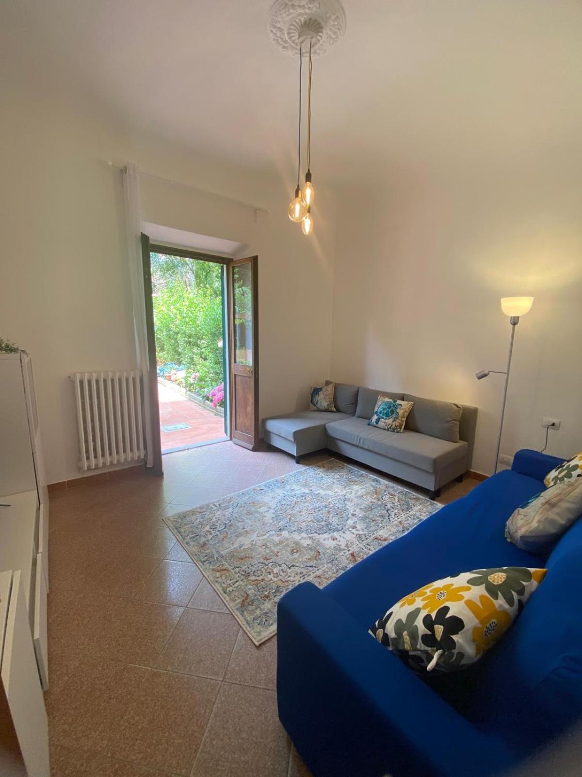 Le Petit Jardin Center